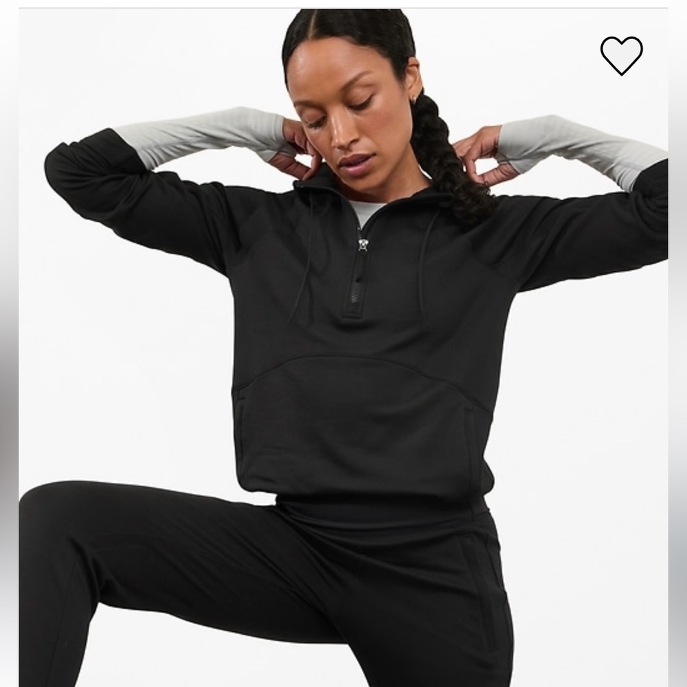 Athleta Unstoppable Fleece lined half zip hoodie